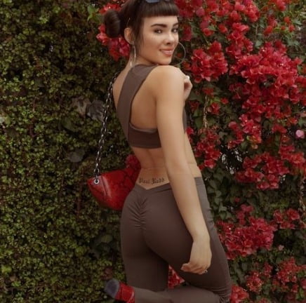 가상인물이 연 130억원 버는 세상… 코로나로 가속화