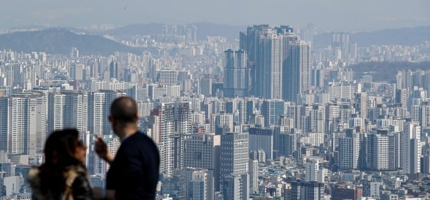 살고 있는 집이 안 팔려요…3월 아파트 입주율 64%