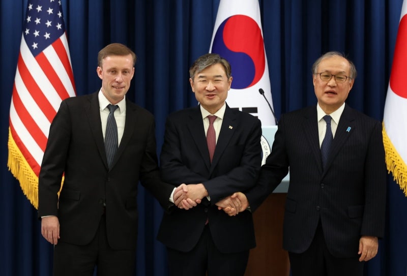 <b>한미일 안보실장</b> "北 비핵화 의무 이행 공조 강화"