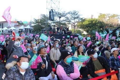 <b>대만</b><b>총통</b> <b>선거</b> 마감…개표 초반 반중 라이칭더 선두