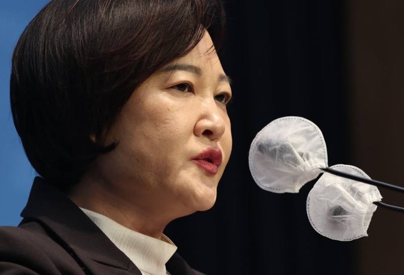 "너네 대표님이 나를…" <b>이수진</b>, 개딸에 '분노의 답장'