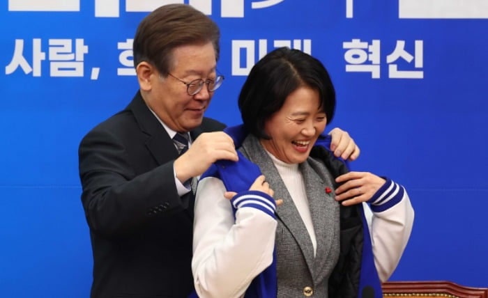 [속보] 민주 의정부갑 <b>박지혜</b> 공천…문희상 아들 문석균 패배