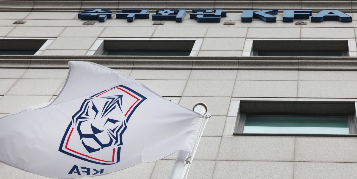 <b>아시안컵 축구 대표팀</b>, 전지훈련 중 돈 걸고 '카드놀이'