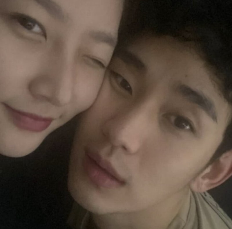 "<b>김새론</b>이 올린 사진은…" <b>김수현</b> 측, 열애설 부인