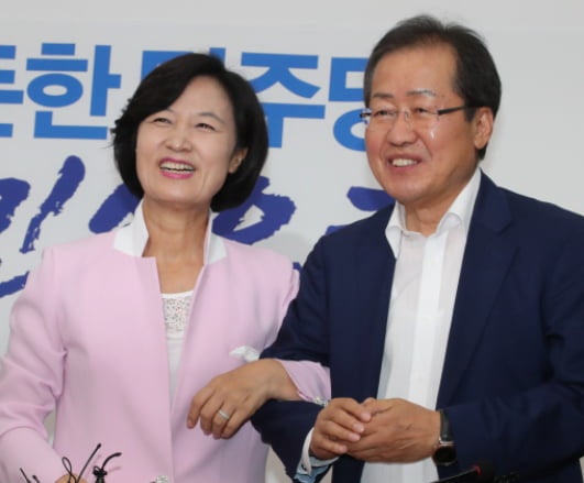 홍준표 "<b>추미애</b>, <b>국회의장</b> 할 만"…덕담 건넨 이유