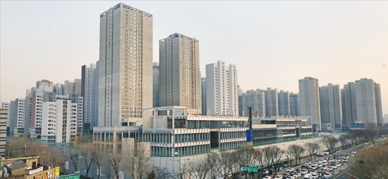 "아이 셋 낳으면 둔촌주공 20% 싸게 산다"…<b>서울시</b> '파격 대책'