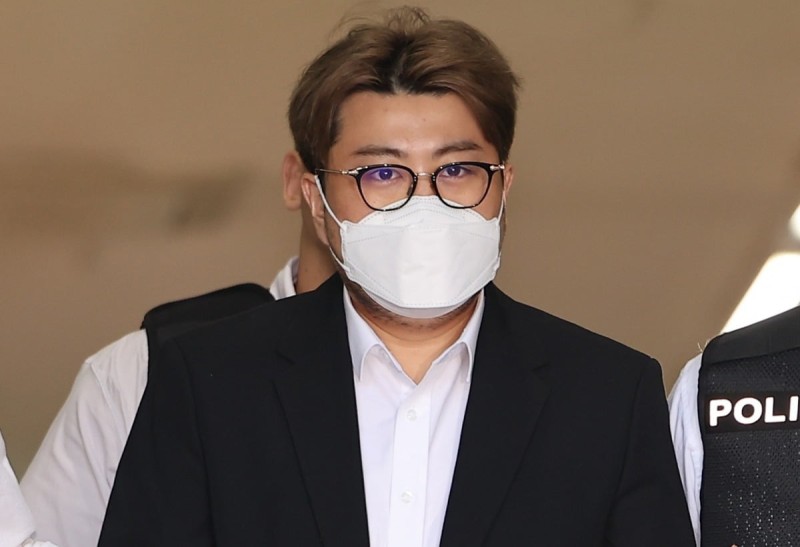 <b>경찰</b> "<b>김호중</b>, 사고 당시 '면허 취소' 수준…길은 방조죄 아냐"