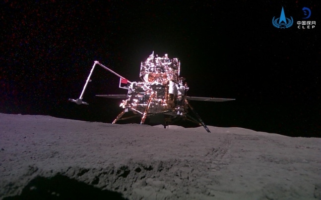 Chang'e 6 captured by a moving camera / Photo=China National Space Administration