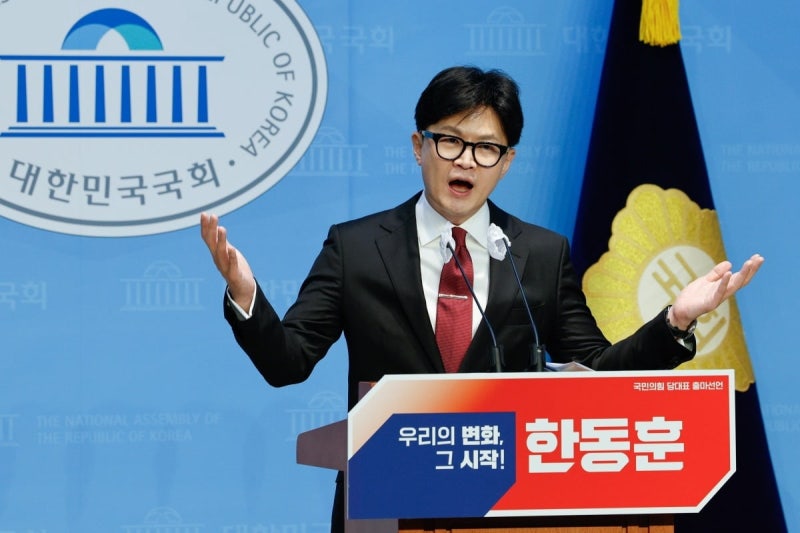 <b>한동훈</b> "당대표 되면 <b>채상병 특검</b>법 발의"…나경원·원희룡 "반대"