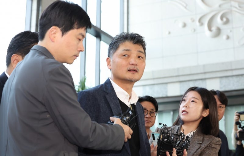 검찰, 'SM <b>시세조종</b> 의혹' <b>카카오</b> <b>김범수</b> 소환조사