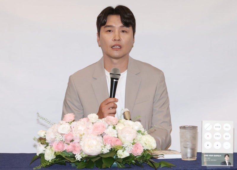 "법적대응? 이건 아냐"…박지성 이어 <b>이동국</b>도 입 열었다