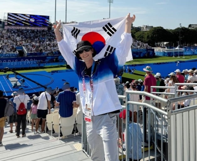 프랑스인 <b>파비앙</b>, 태극기 응원…양궁 금메달에 "휴~<b>살았다</b>" [2024 파리올림픽...