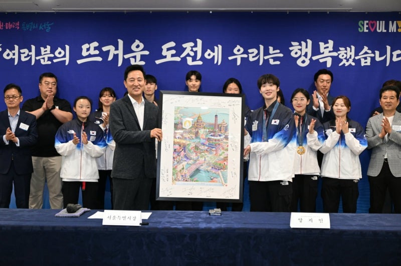 <b>파리올림픽</b> 市선수단 만난 <b>오세훈</b> <b>서울시</b>장