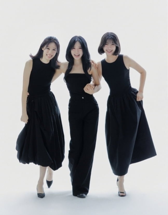 <b>피프티</b> <b>피프티</b> 컴백 코앞인데…전 멤버 <b>3인</b>은 "정산하라" 소송