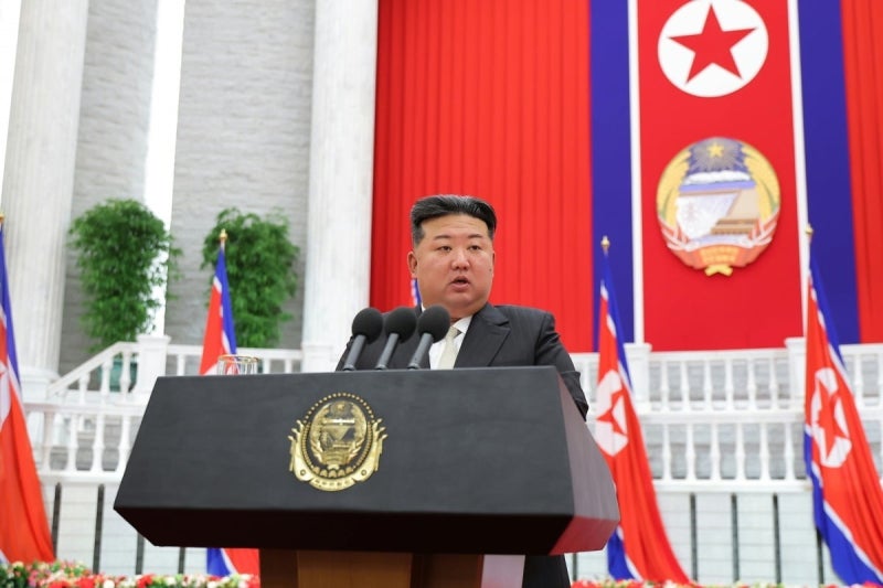 [속보] 북한, <b>우라늄 농축시설</b> 첫 공개…<b>김정은</b> "보기만 해도 힘이 난다...