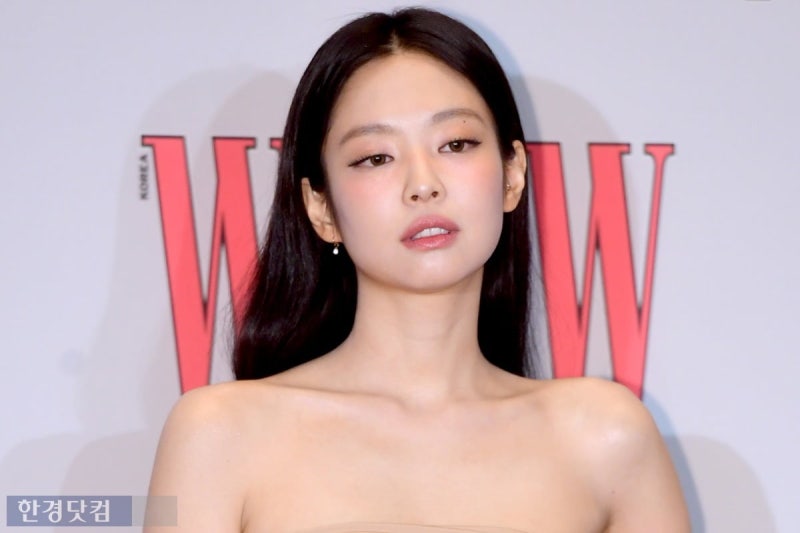 <b>제니</b> "전자담배 논란에 사과한 이유는…" 美 매체에 솔직 고백