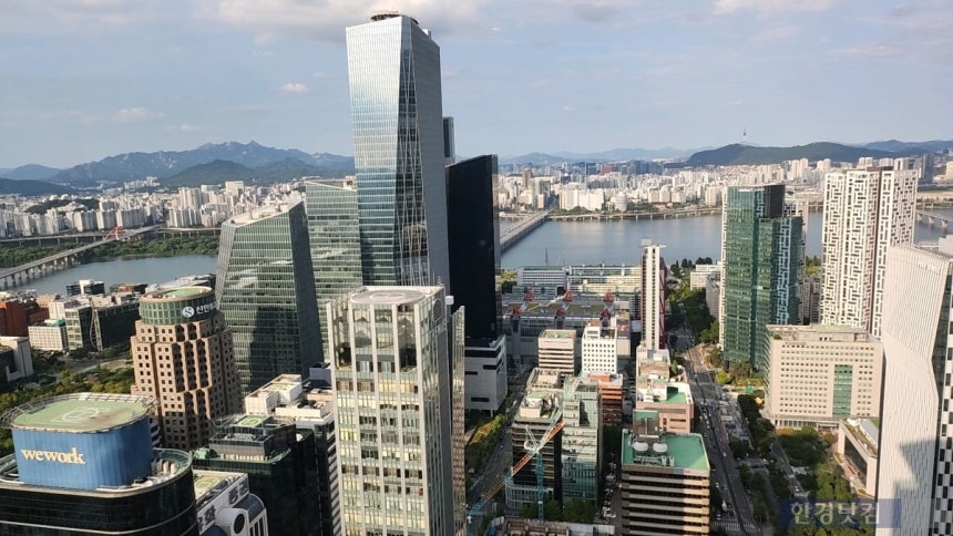 Yeouido securities district. Photo=Reporter Shin Minkyung
