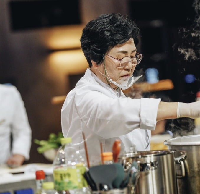 '<b>흑백요리사</b>' 한식대가 <b>이영숙</b>, 빚투 의혹에 입 열었다