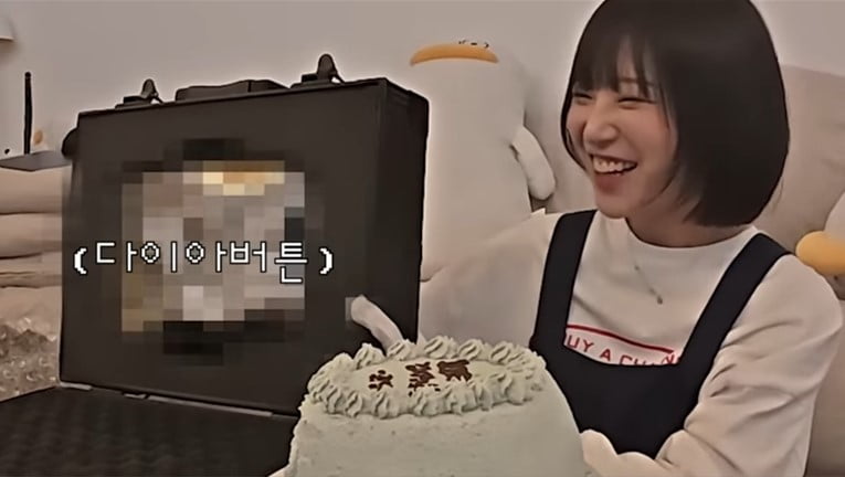 쯔양 유튜브 1000만 구독자 달성 다이아몬드 버튼 수상 쯔양 유튜브 1000만 구독자 달성 다이아몬드 버튼 수상