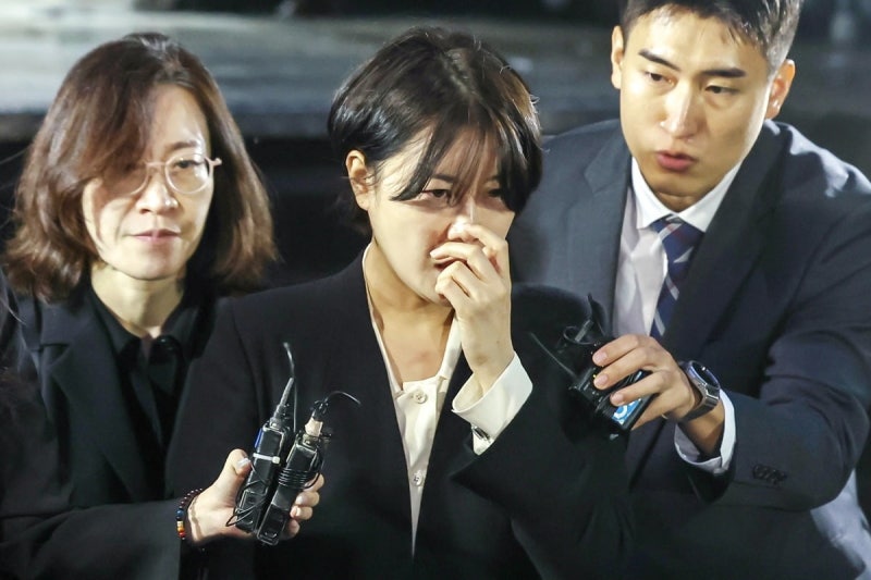 <b>문다혜</b>, 제주 단독주택 <b>불법</b>숙박업 <b>인정</b>…"후기 90건 확인"