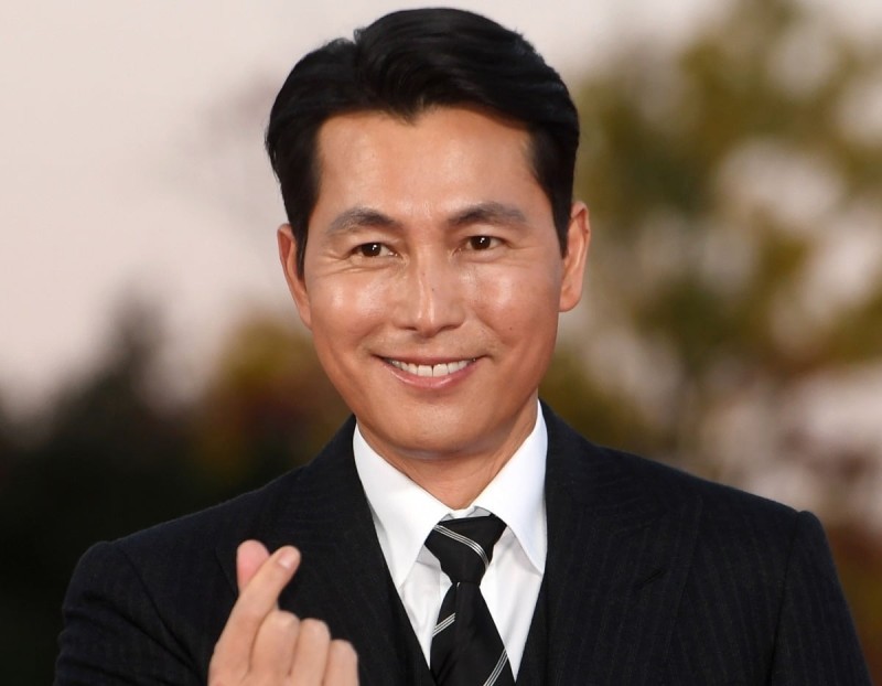<b>정우성</b> 스티커 사진 유출 전말은? "사진관서 주웠다"