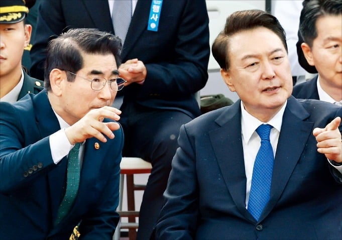'尹 내란' 상설특검법 통과…<b>계엄</b> 수사 급물살