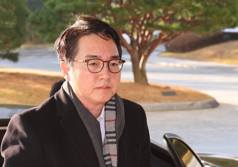 <b>검찰</b>, <b>공수처 이첩</b> 요구 거절…"법률요건 안 맞아"