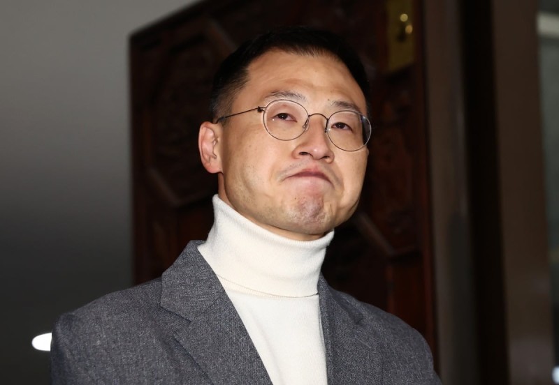 권성동 "<b>김상욱</b>에 <b>탈당</b> 권유…당론과 반대되는 행위"