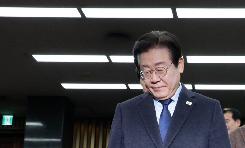 尹 체포 이후 '<b>이재명 항소심</b>'에 쏠린 눈…"2월 <b>선고</b>해야"