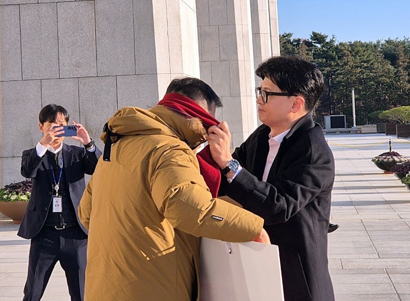 <b>김상욱</b> "<b>한동훈</b> 이번 주말 움직일 듯…친한계 와해 아냐"