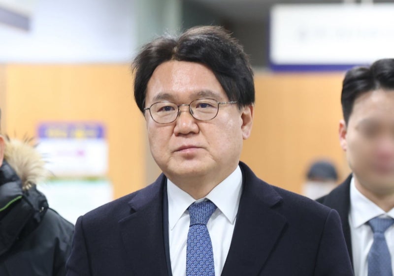 '울산시장 선거개입' <b>송철호</b>·<b>황운하</b>…항소심서 '<b>무죄</b>'