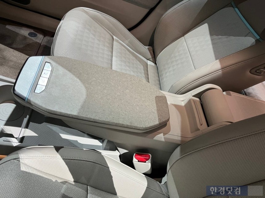 기아 EV4. 사진=신정은 기자