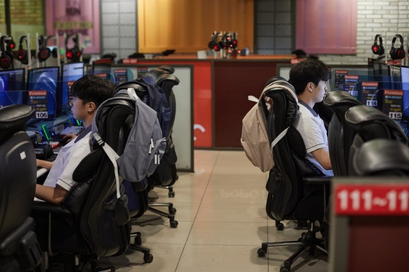 "우리 아들이 PC방에 안 가요"…청년들 돌변하더니 결국