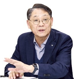 황상하 "역세권 빌라 사서 신혼부부에 제공…저출생 해결 나설 것"