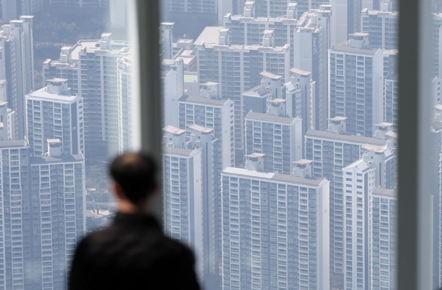 규제 안 닿는 곳으로…토허제 확대 지정 이후 외곽 거래 '쑥'