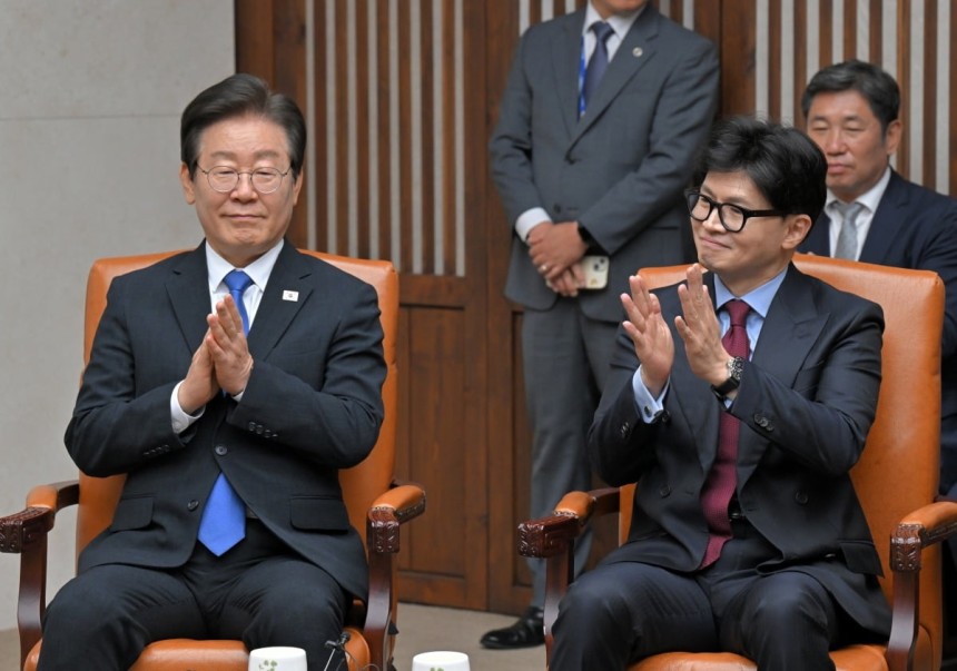 (사진 왼쪽부터) 이재명 더불어민주당 전 대표, 한동훈 국민의힘 전 대표./사진=강은구 기자
