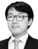 [차장 칼럼] 온실속 화초 vs 진흙탕 잡초