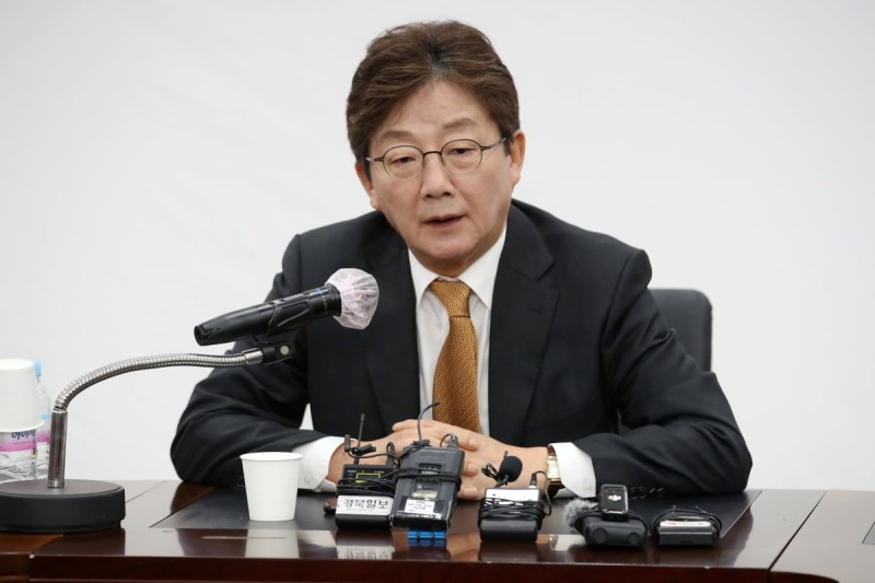 <b>유승민</b>, <b>국민의힘</b> 대선 경선 <b>불출마</b> "국힘, 반성과 변화 거부해"