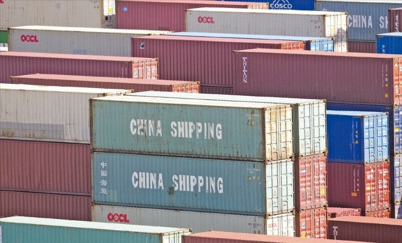 미·중 2차 무역전쟁…중국 물량 취소한 아마존, 인도로 옮기는 애플