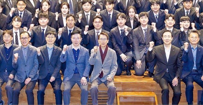 신창재 교보생명 회장 "보험의 핵심은 사람"