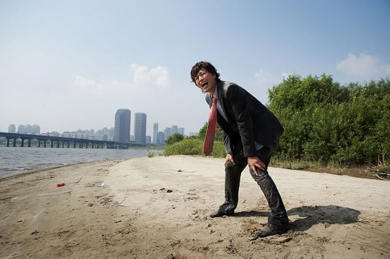 영화 &lt;김씨 표류기&gt;의 한 장면.사진은 기사와 무관함./사진=시네마서비스