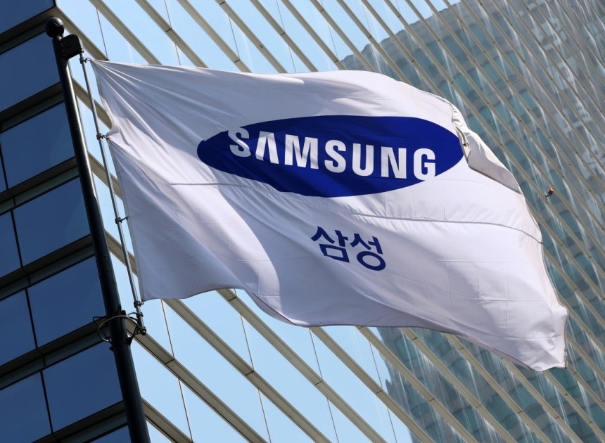 서울 서초동 삼성전자 서초사옥에 삼성 깃발이 바람에 펄럭이고 있다.사진=최혁 기자