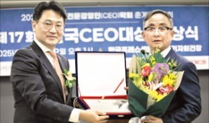 김보균 회장 "은퇴해도 매출 1조 꿈 남았다"