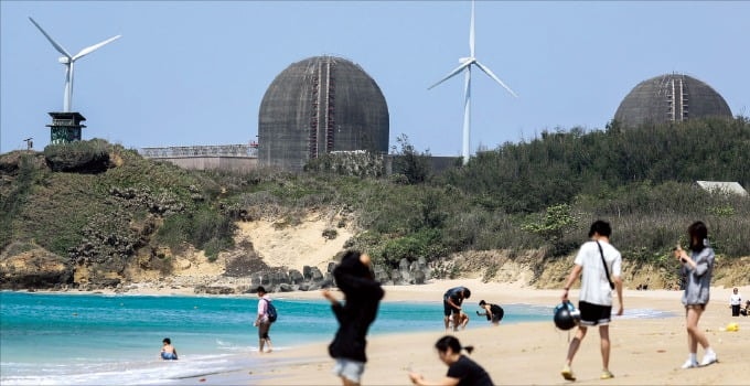 脫<b>원전</b> 접는 대만…가동기한 20년 연장