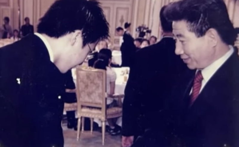 "노무현 입에 담지 말라"는 민주당…사진 꺼낸 <b>이준석</b>