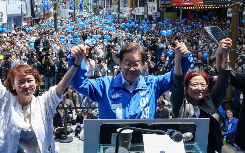 <b>이재명</b>, 선거 막판 '영남' 재차 찾는다…마무리는 서울