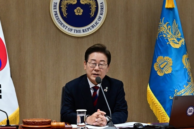 [속보] 대통령실 "<b>특검법</b>, 국민지지 받아…거부권 이유 적다"