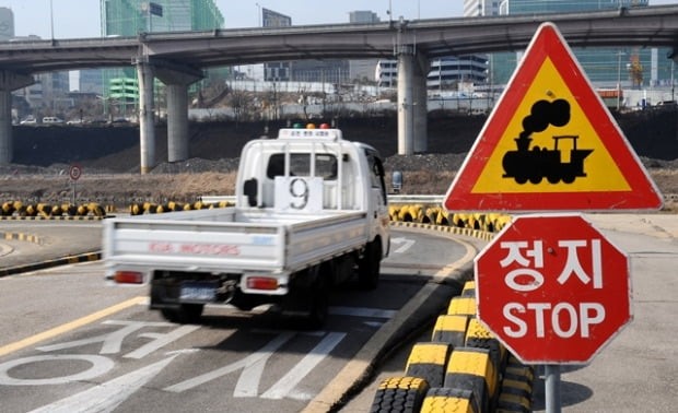 1종 보통 40만원 내고 땄었는데…운전면허 학원 갔다가 '당황'