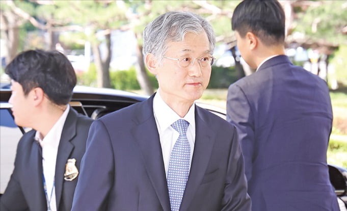 대법관 증원법에…조희대 "공론의 장 마련돼야"