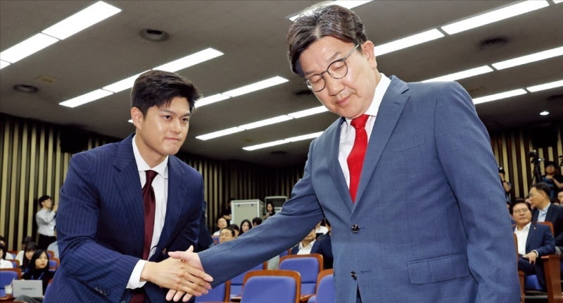 전대 시기·김용태 거취 '평행선'…野, 계파간 내홍 격화